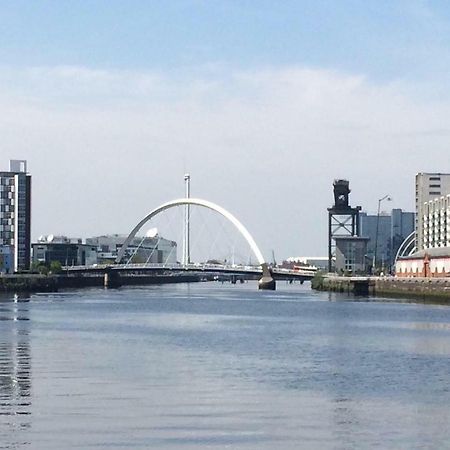 2 Bed City Apartment With Parking Glasgow Extérieur photo