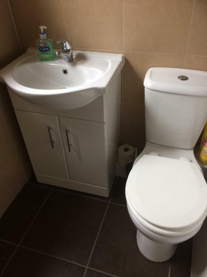 2 Bed City Apartment With Parking Glasgow Extérieur photo